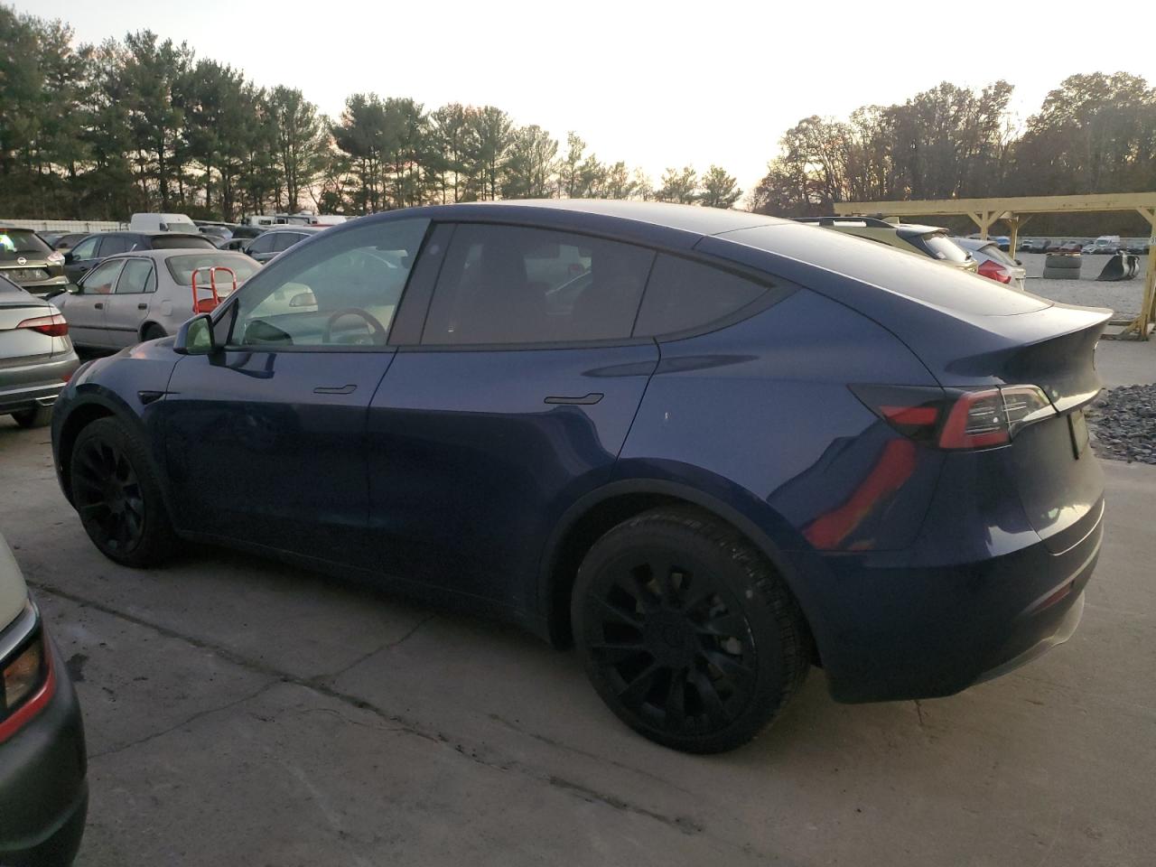 2022 TESLA MODEL Y  VIN:7SAYGDEE1NF485464