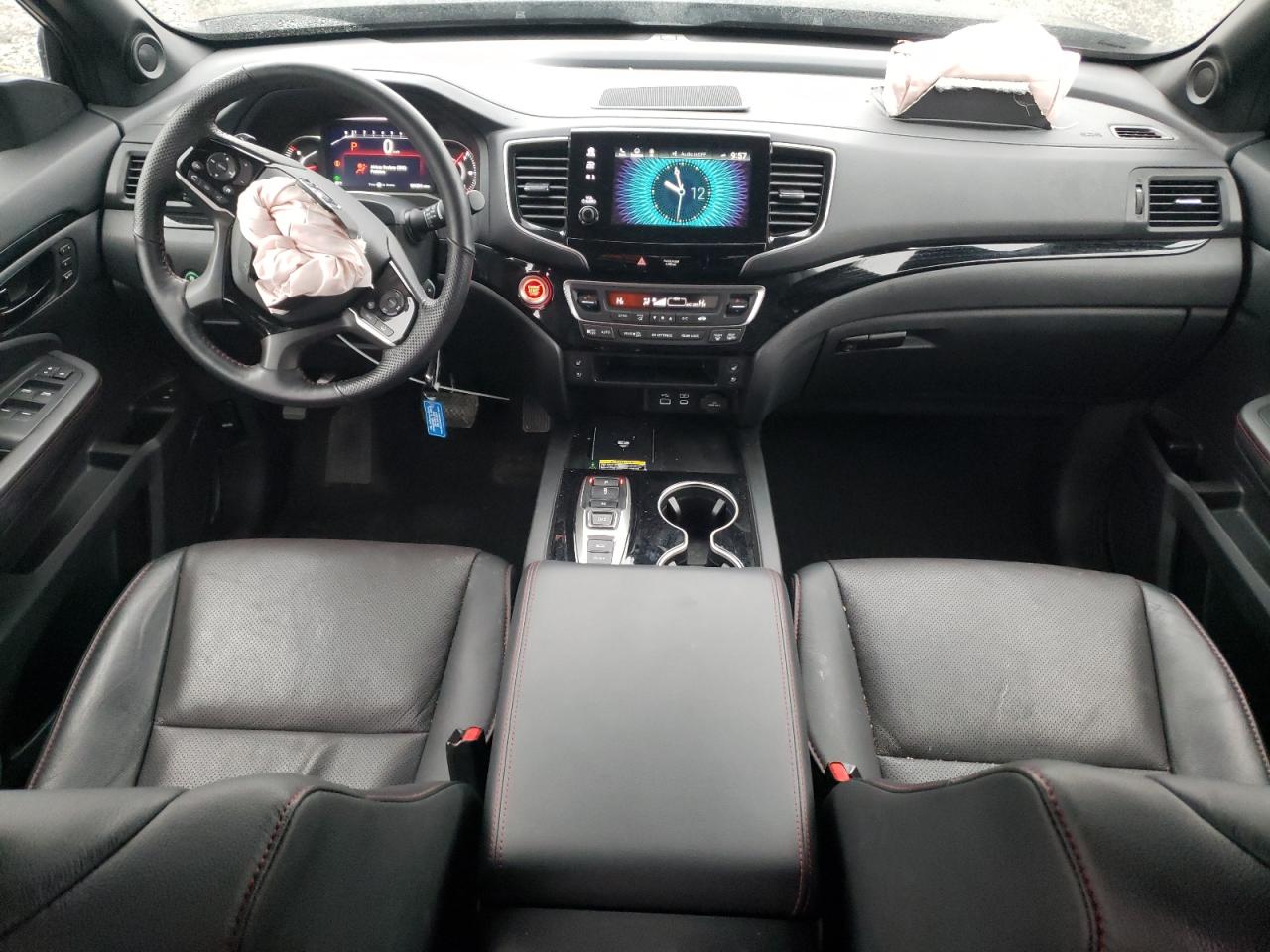 2024 HONDA PASSPORT BLACK EDITION VIN:5FNYF8H84RB007624