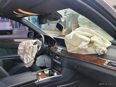 2015 Mercedes-Benz E 300 WDDHF5FB8FB162579 VIN:WDDHF5FB8FB162579