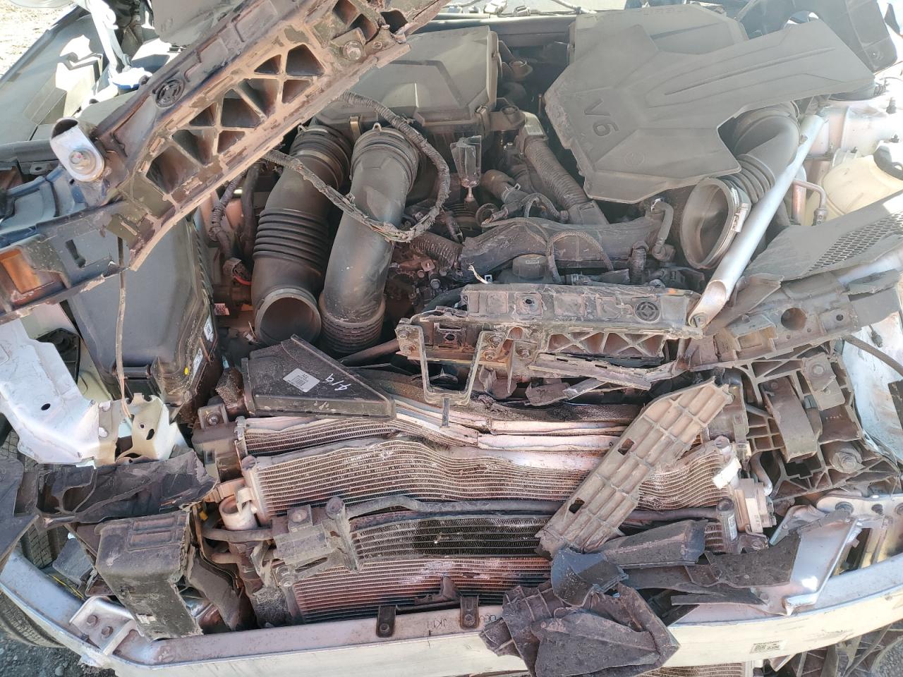 2022 GENESIS GV70 BASE VIN:KMUMCDTC3NU015045