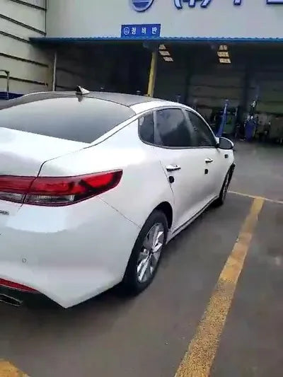 2016 Kia K5 KNAGX417GGA014670 VIN:KNAGX417GGA014670