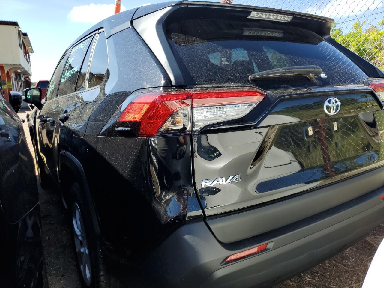 2024 TOYOTA RAV4 LE VIN:JTMK1RFV8RD121085