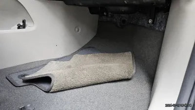 2017 Kia Carnival VIN: