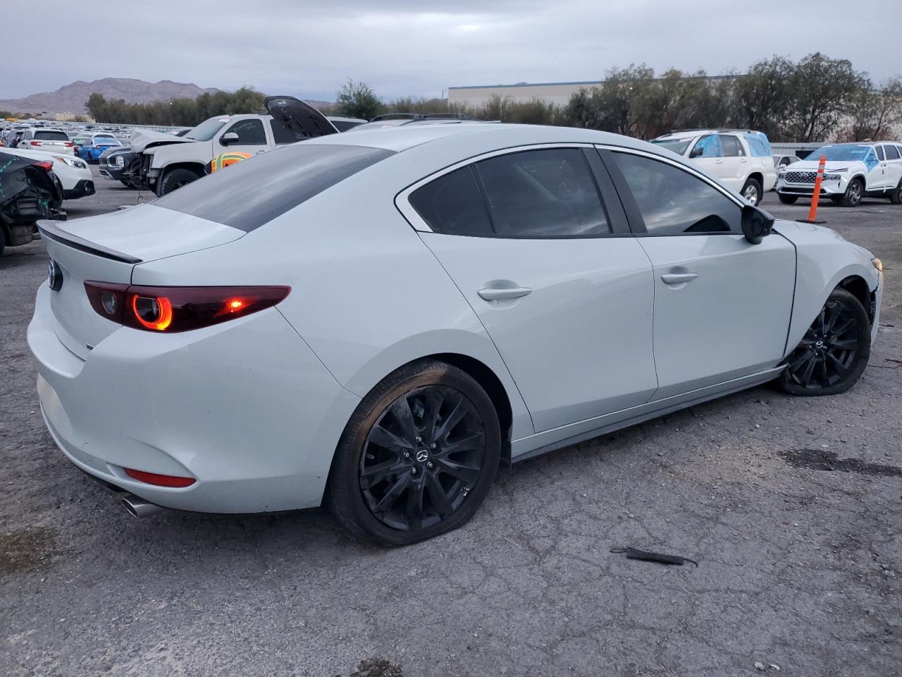 2024 MAZDA 3 SELECT SPORT VIN:3MZBPABM1RM421551