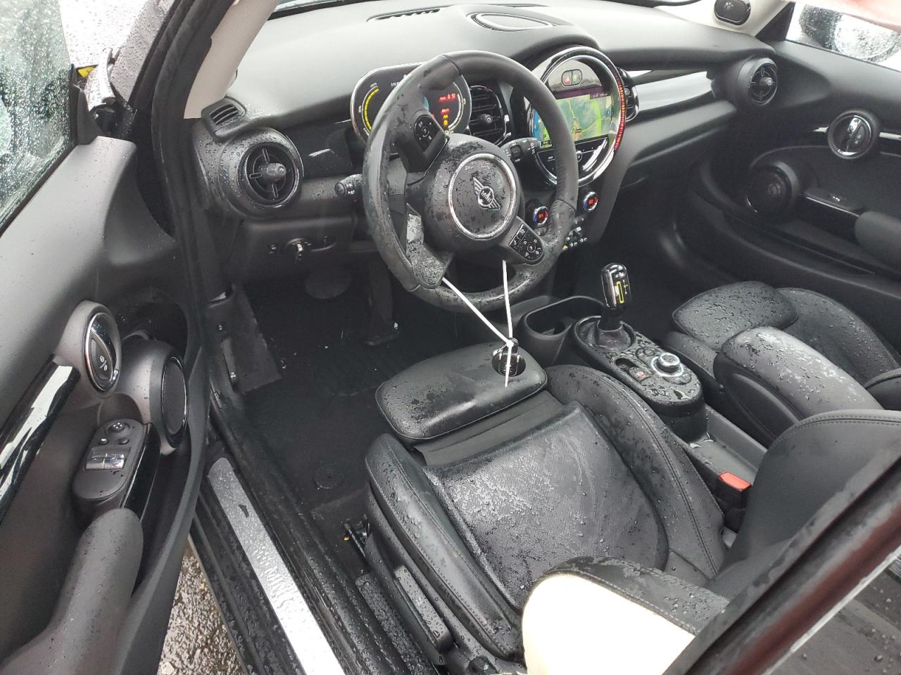 2024 MINI COOPER SE VIN:WMW13DJ07R2V84980