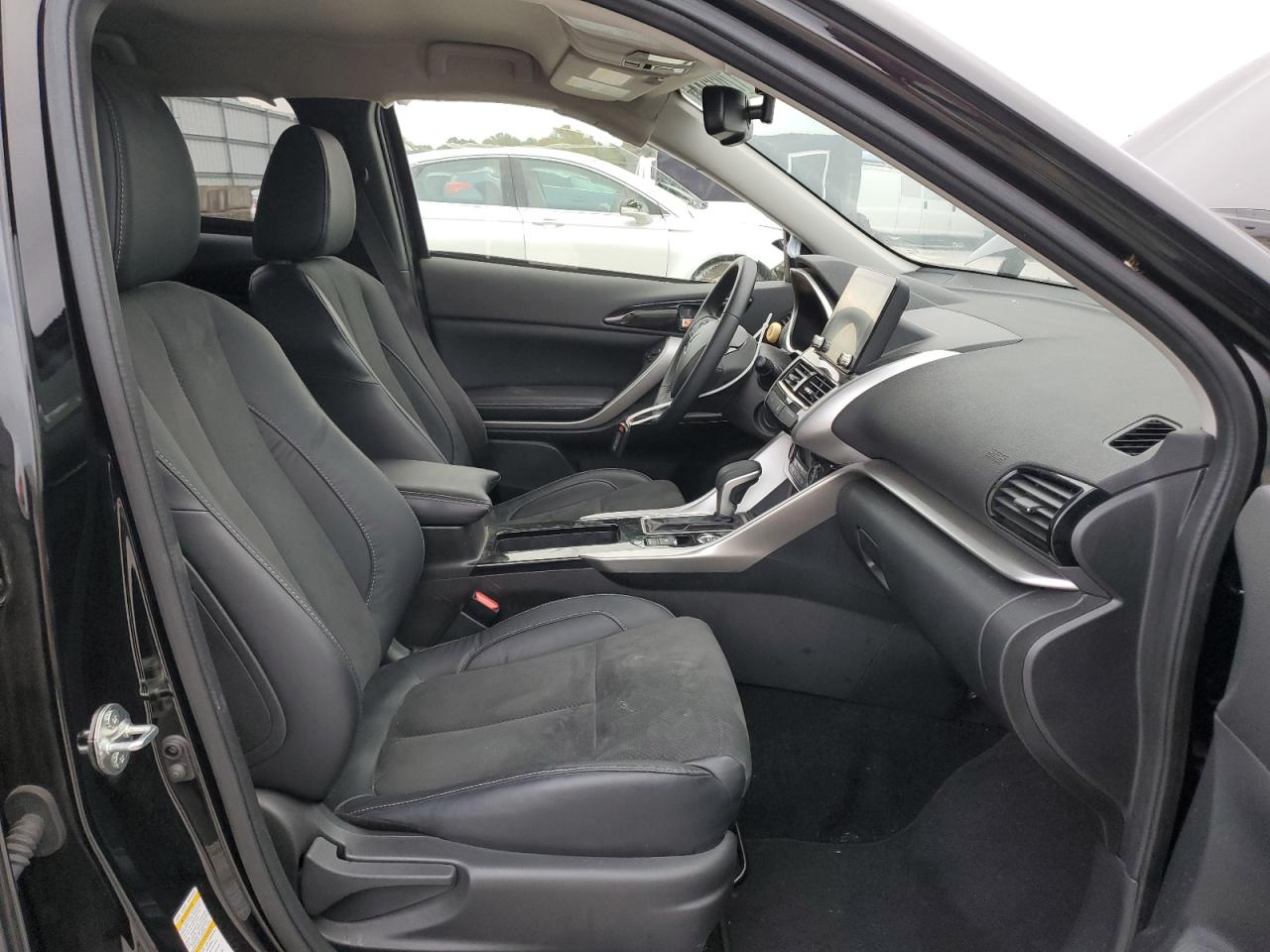 2023 MITSUBISHI ECLIPSE CROSS SE VIN:JA4ATWAAXPZ006085