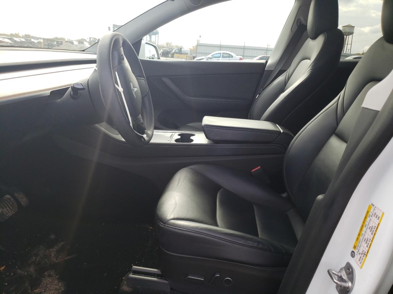 2022 TESLA MODEL Y  VIN:7SAYGAEE1NF383449