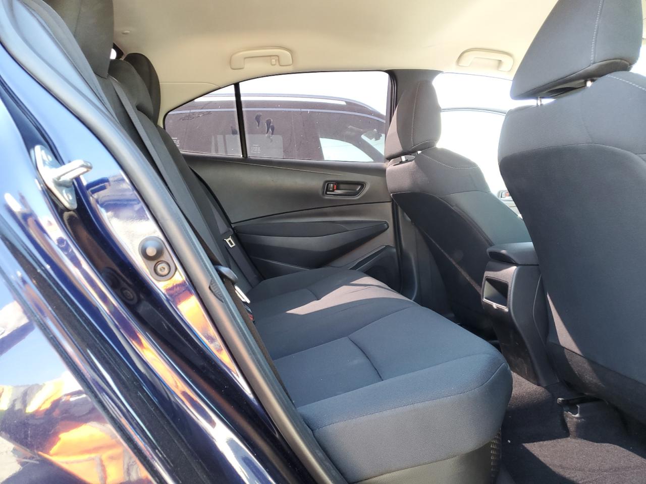 2022 TOYOTA COROLLA LE VIN:JTDEAMDE5NJ058767