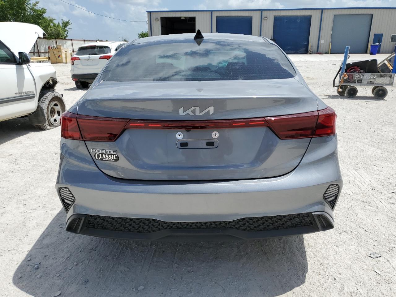 2023 KIA FORTE LX VIN:3KPF24AD7PE644156