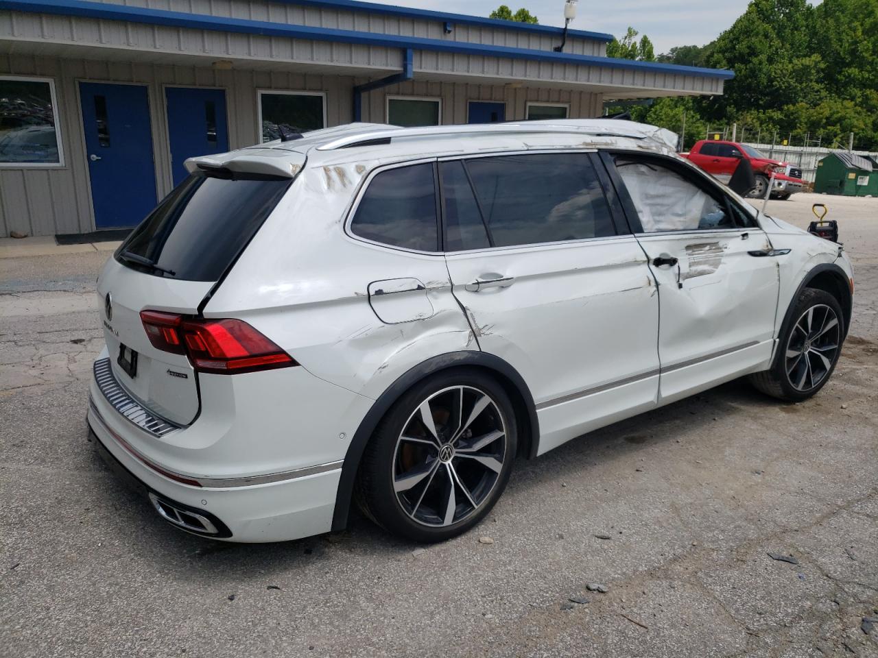 2022 VOLKSWAGEN TIGUAN SEL R-LINE VIN:3VV4B7AXXNM077982