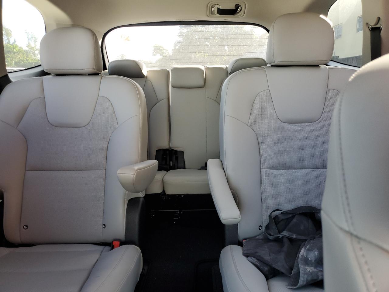2022 KIA TELLURIDE S VIN:5XYP64HC5NG235207