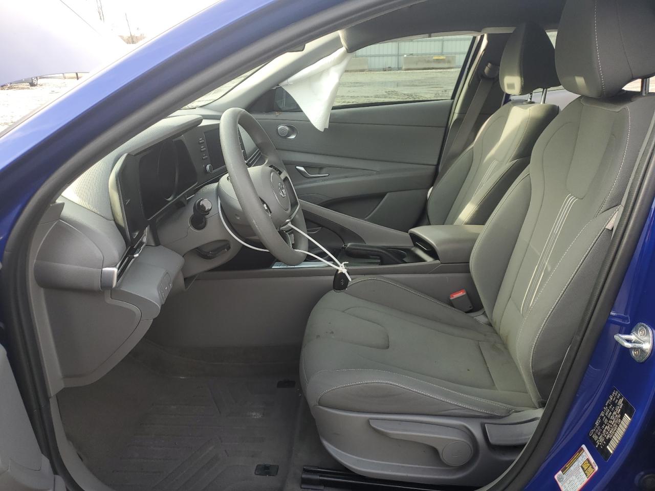 2022 HYUNDAI ELANTRA SEL VIN:KMHLM4AG1NU303790