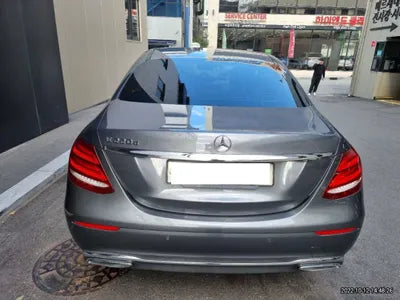 2018 Mercedes-Benz E 220 WDDZF0EB2JA477806 VIN:WDDZF0EB2JA477806