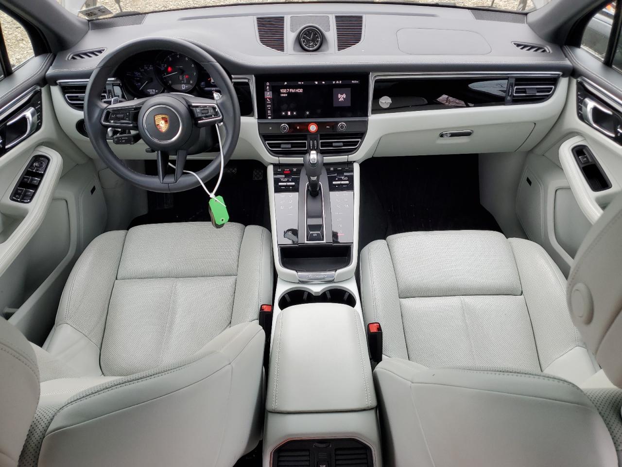 2022 PORSCHE MACAN  VIN:WP1AA2A57NLB10426