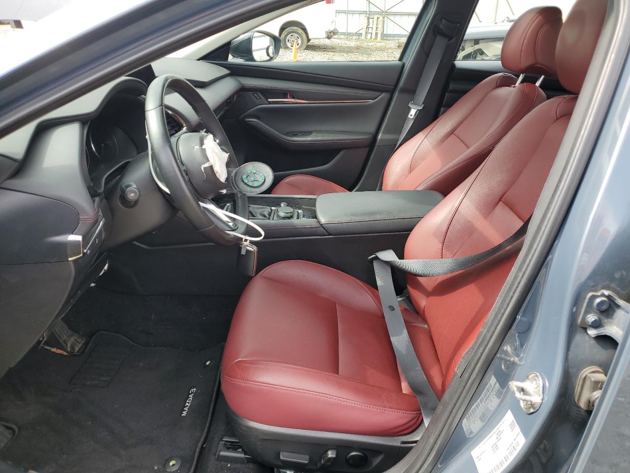 2024 MAZDA 3 PREFERRED VIN:3MZBPBCM7RM400739