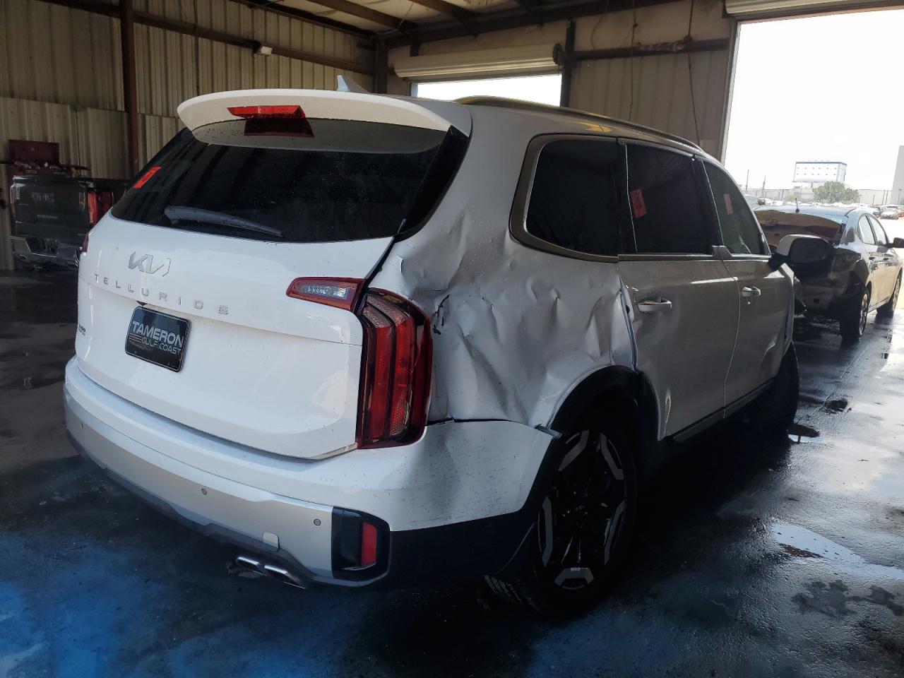 2024 KIA TELLURIDE S VIN:5XYP64GC2RG527176