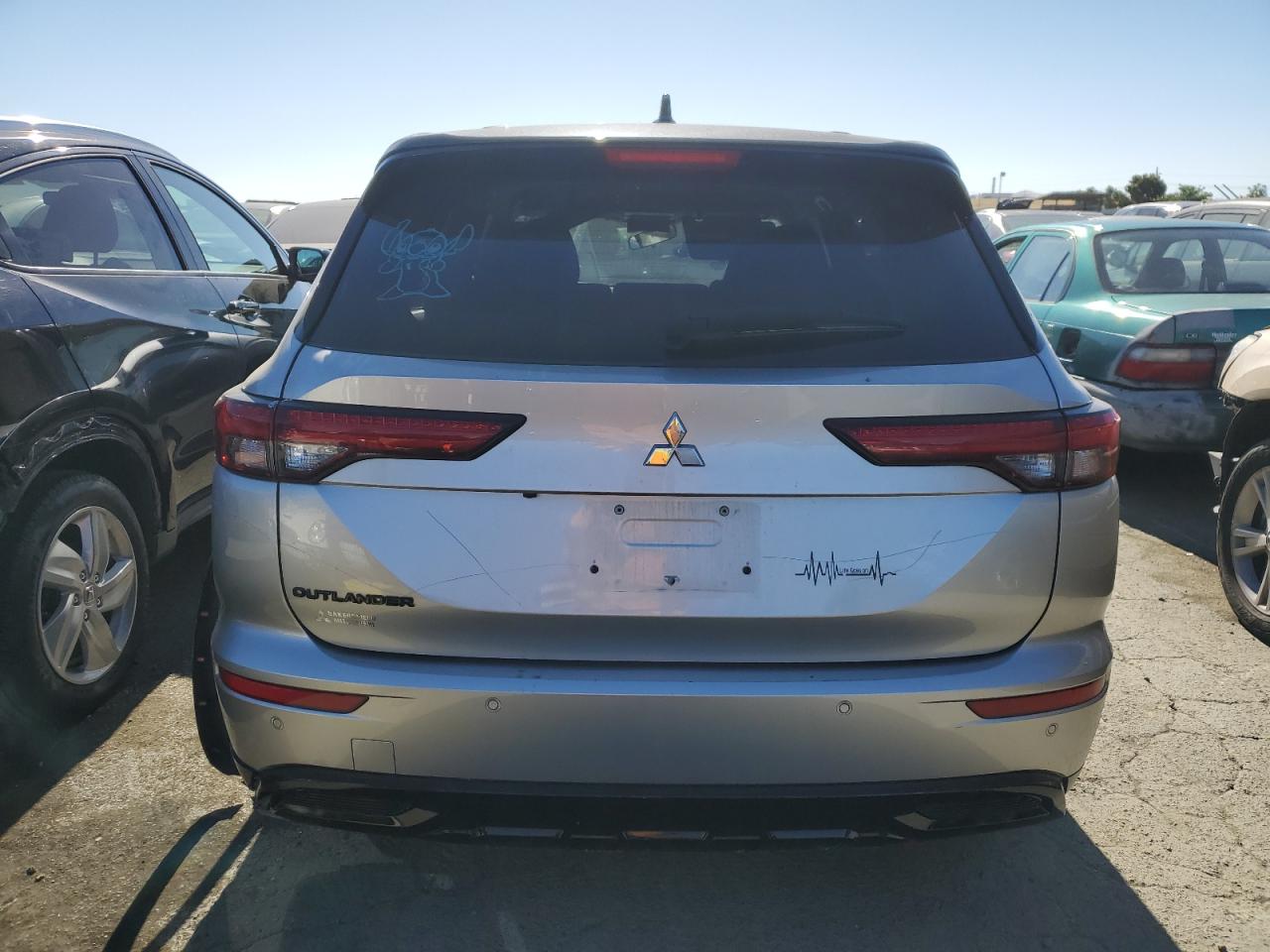 2022 MITSUBISHI OUTLANDER ES VIN:JA4J3TA87NZ018171