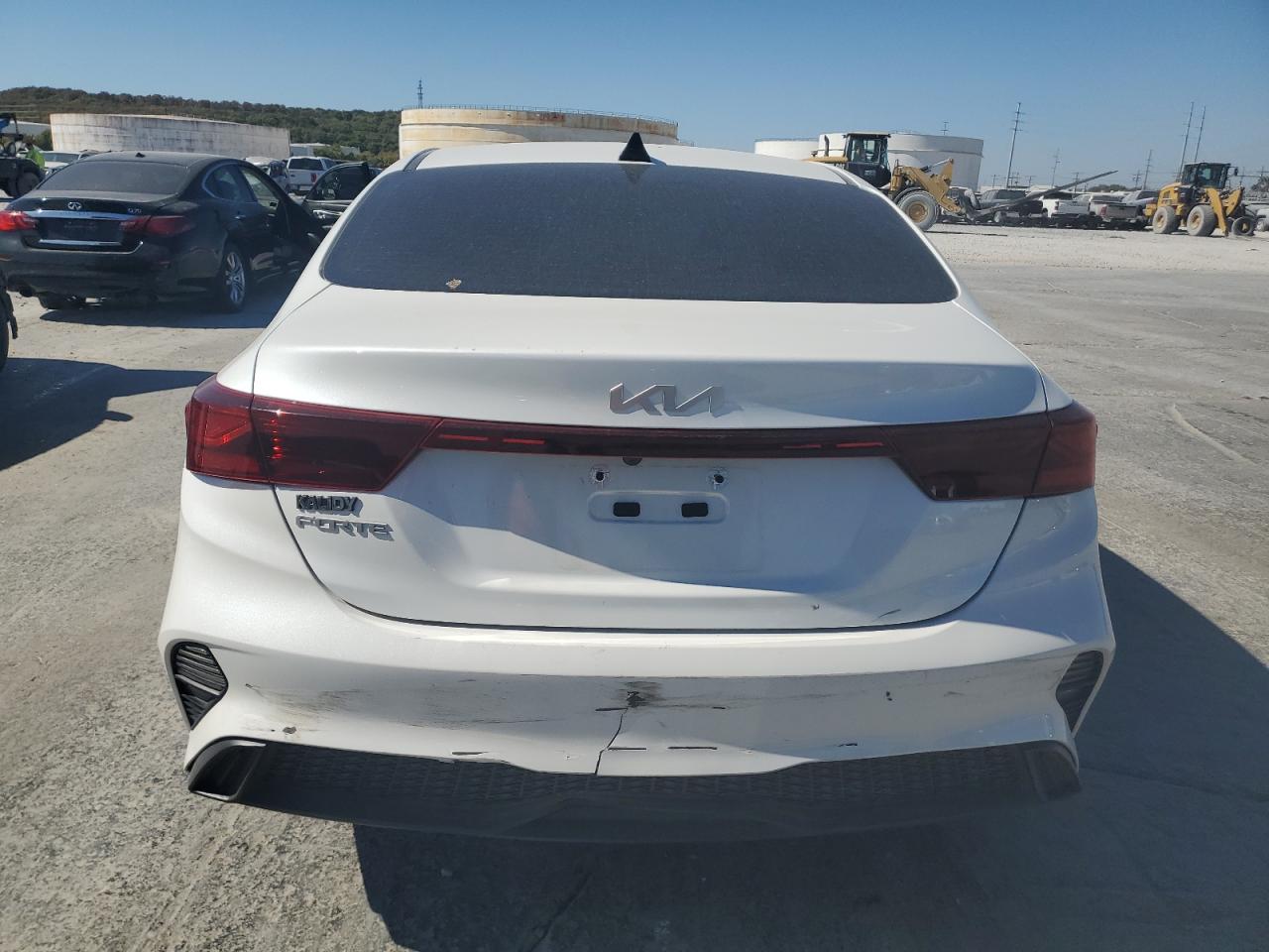 2023 KIA FORTE LX VIN:3KPF24AD2PE637602