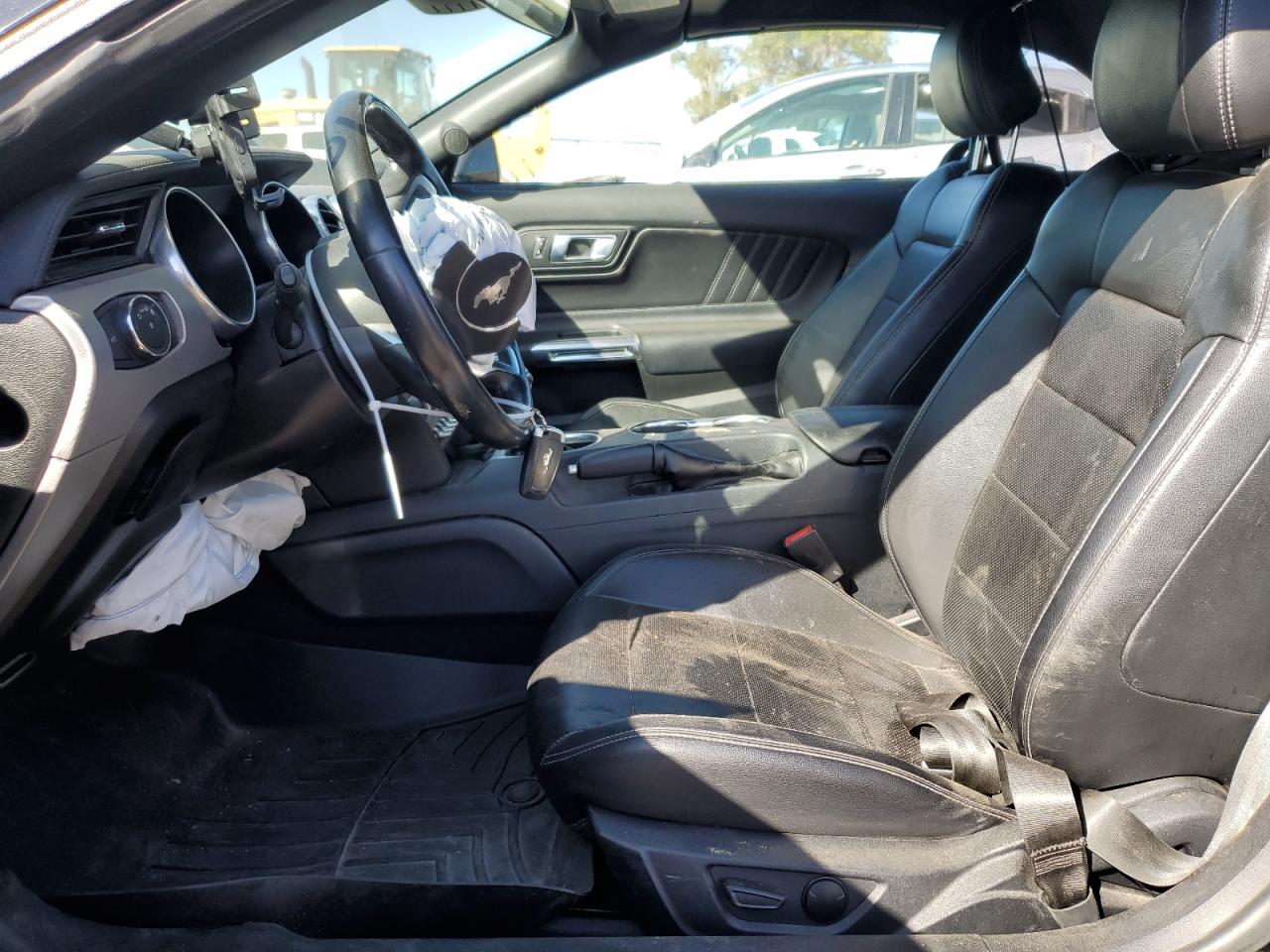 2022 FORD MUSTANG  VIN:1FATP8UH6N5104063