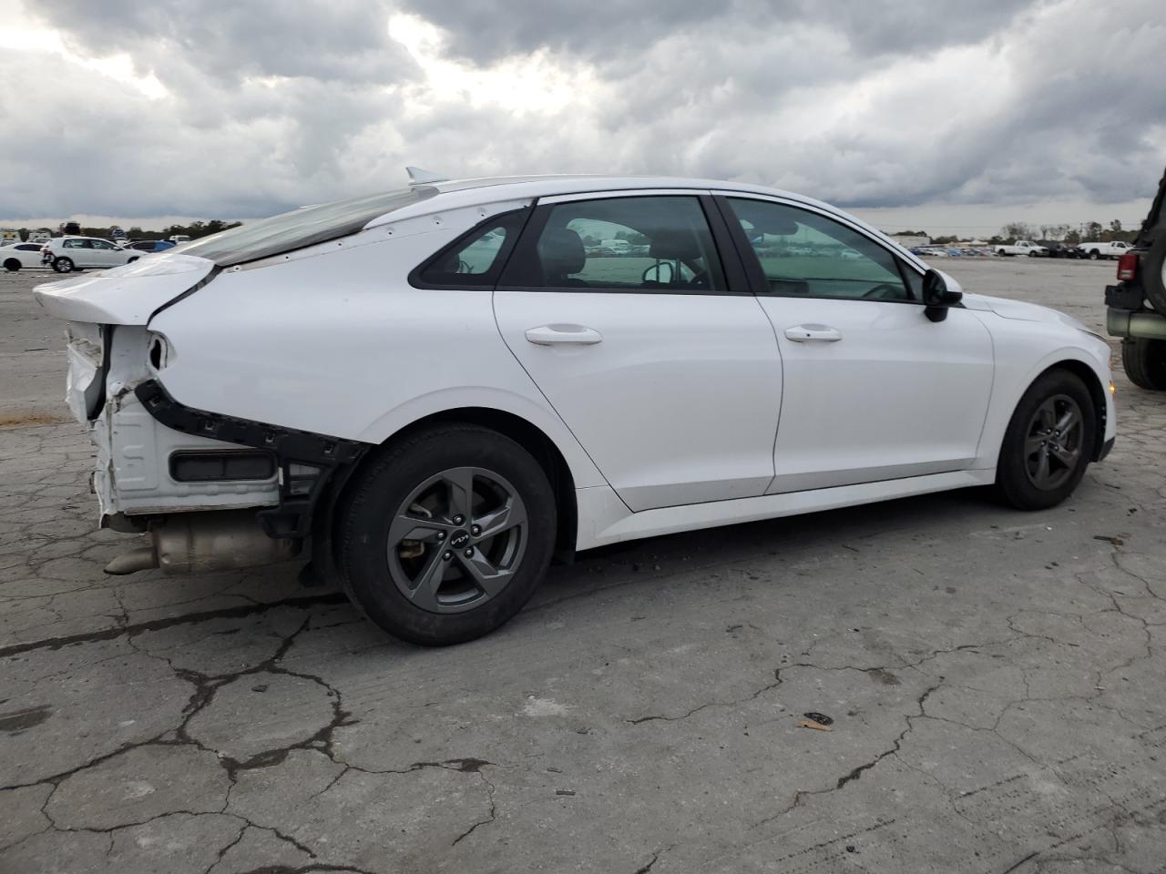 2022 KIA K5 LXS VIN:5XXG14J22NG140723