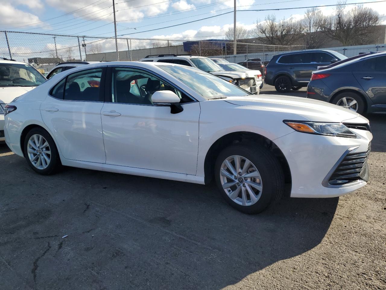 2024 TOYOTA CAMRY LE VIN:4T1R11BK3RU121034