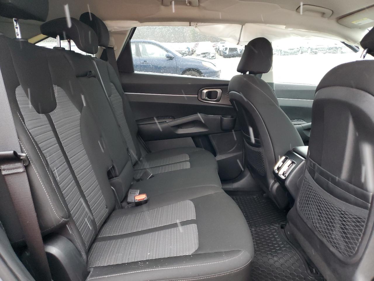 2022 KIA SORENTO LX VIN:5XYRGDLC5NG098900