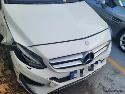 2015 Mercedes-Benz B 200 VIN: