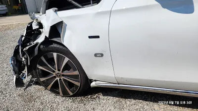 2021 Mercedes-Benz E 300 VIN: