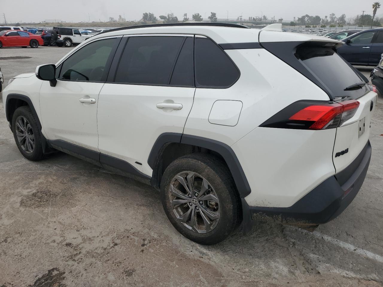 2022 TOYOTA RAV4 XLE PREMIUM VIN:JTMB6RFV2ND523504