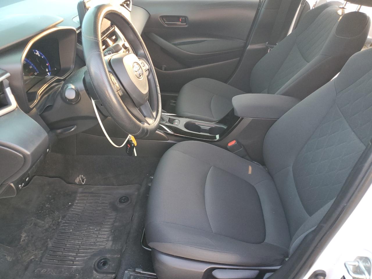 2022 TOYOTA COROLLA LE VIN:JTDEAMDE0N3011408