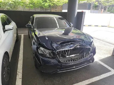 2017 Mercedes-Benz E 220 VIN: