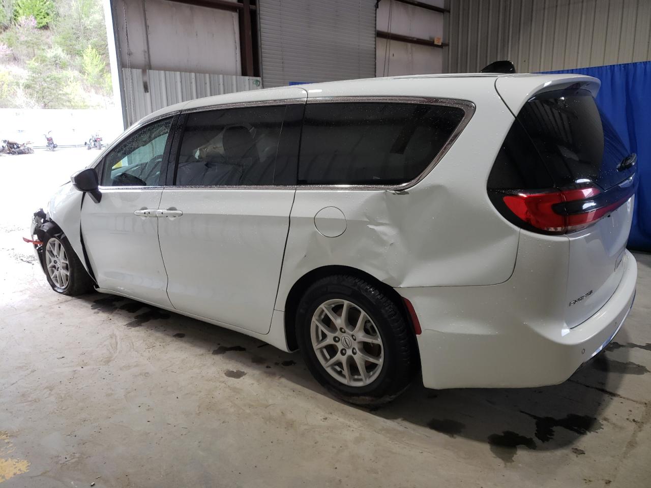 2023 CHRYSLER PACIFICA TOURING VIN:2C4RC1FG6PR590438