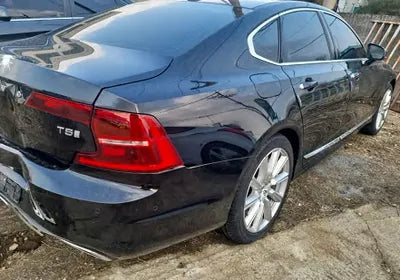 2019 Volvo S90 LVYPS102DKP065686 VIN:LVYPS102DKP065686