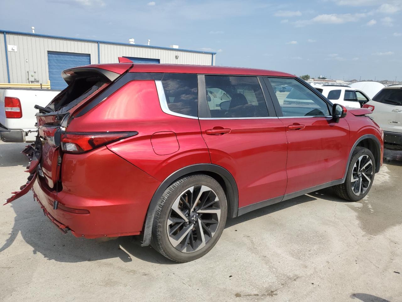 2022 MITSUBISHI OUTLANDER ES VIN:JA4J3TA81NZ008154