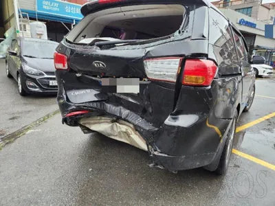 2016 Kia Carnival VIN: