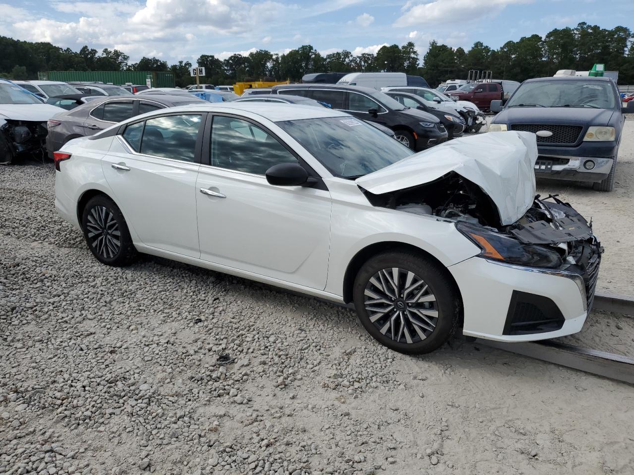 2024 NISSAN ALTIMA SV VIN:1N4BL4DV5RN387647