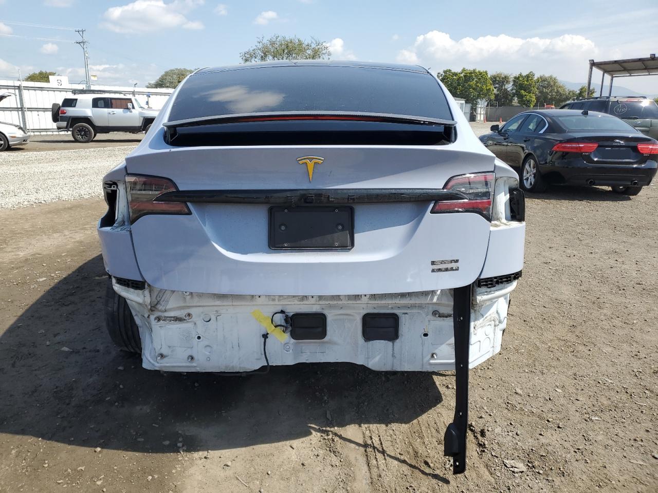 2022 TESLA MODEL X  VIN:7SAXCBE65NF342389