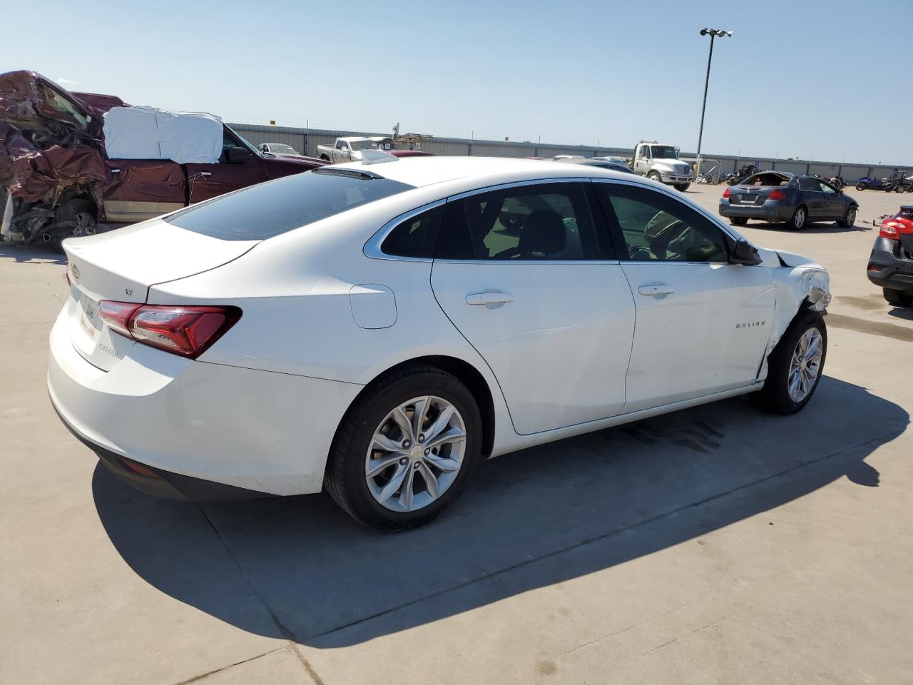 2022 CHEVROLET MALIBU LT VIN:1G1ZD5ST1NF149059