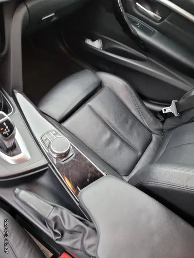 2018 BMW 320 VIN: