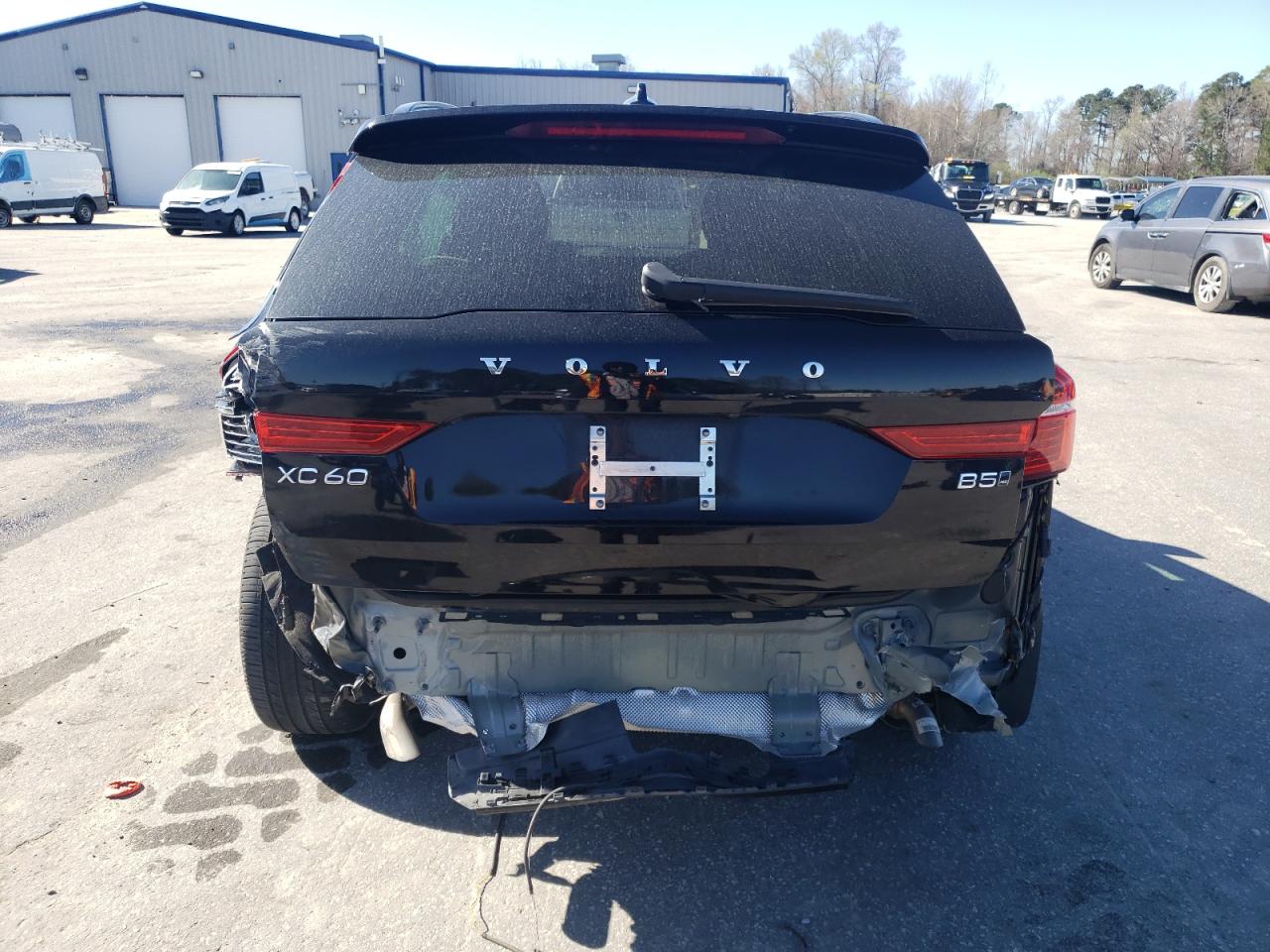 2024 VOLVO XC60 PLUS VIN:YV4L12RL8R1725322