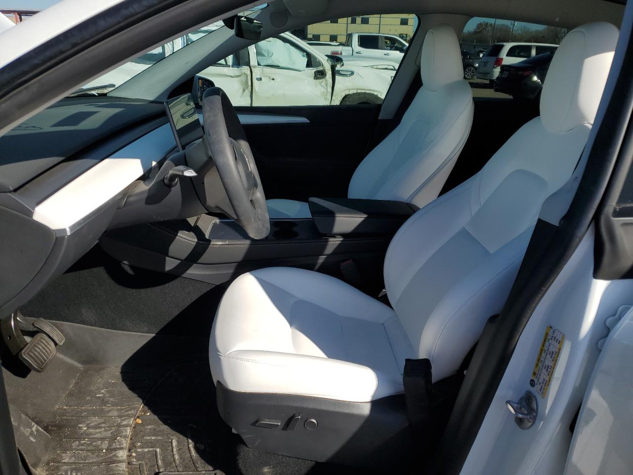 2023 TESLA MODEL Y  VIN:7SAYGDEE2PA139861