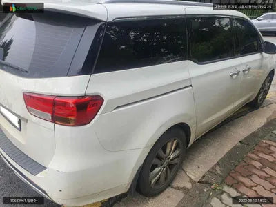 2015 Kia Carnival KNAME81ABGS121798 VIN:KNAME81ABGS121798