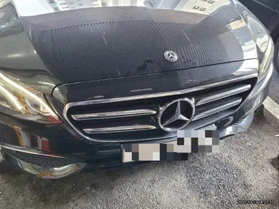 2019 Mercedes-Benz E 250 VIN: