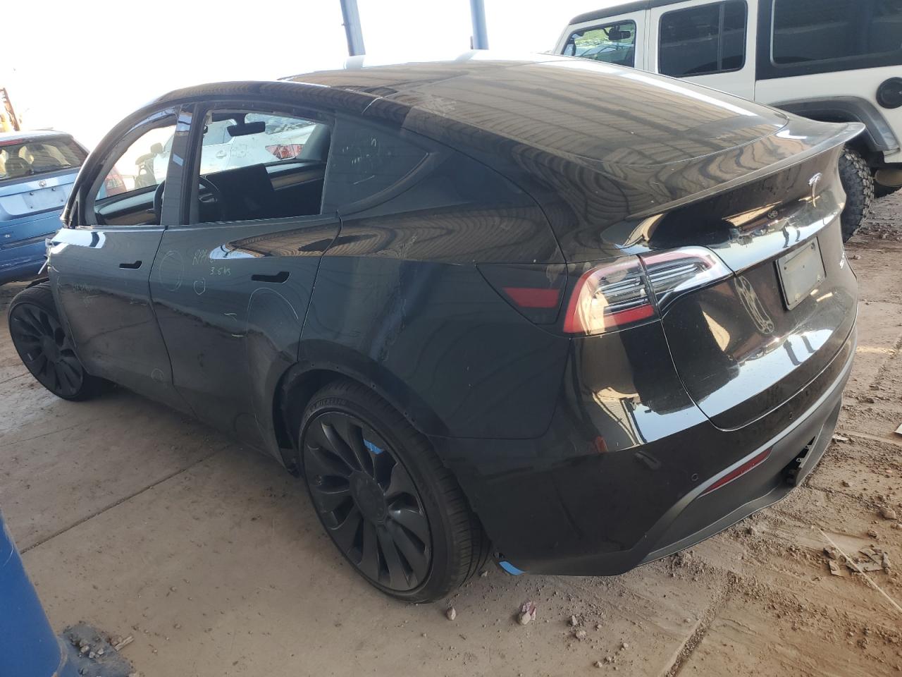 2022 TESLA MODEL Y  VIN:7SAYGDEF6NF395932