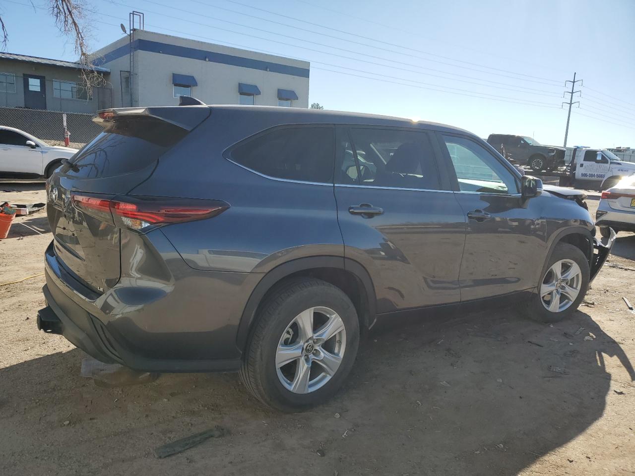 2024 TOYOTA HIGHLANDER LE VIN:5TDKDRAH8RS050418