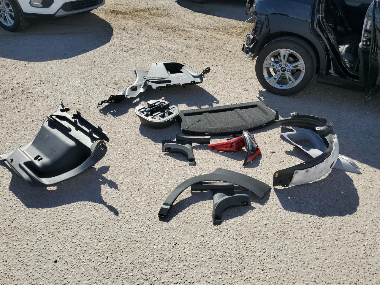 2023 HYUNDAI KONA SEL VIN:KM8K62AB7PU995829