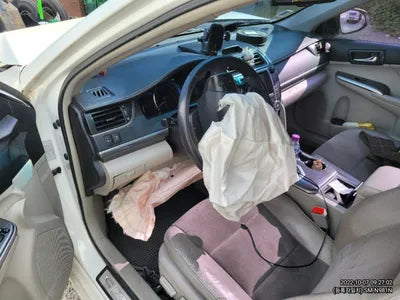2014 Toyota Camry VIN:
