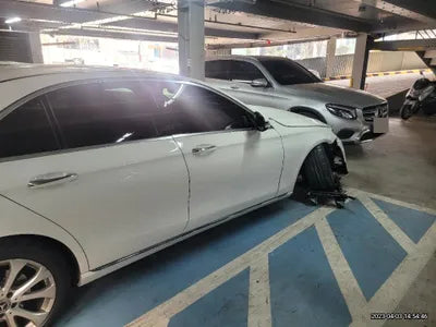 2019 Mercedes-Benz E 220 WDDZF0FB8KA614652 VIN:WDDZF0FB8KA614652