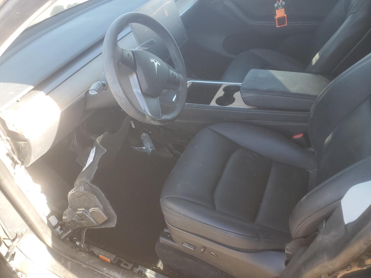 2023 TESLA MODEL Y  VIN:7SAYGDEE2PA032938