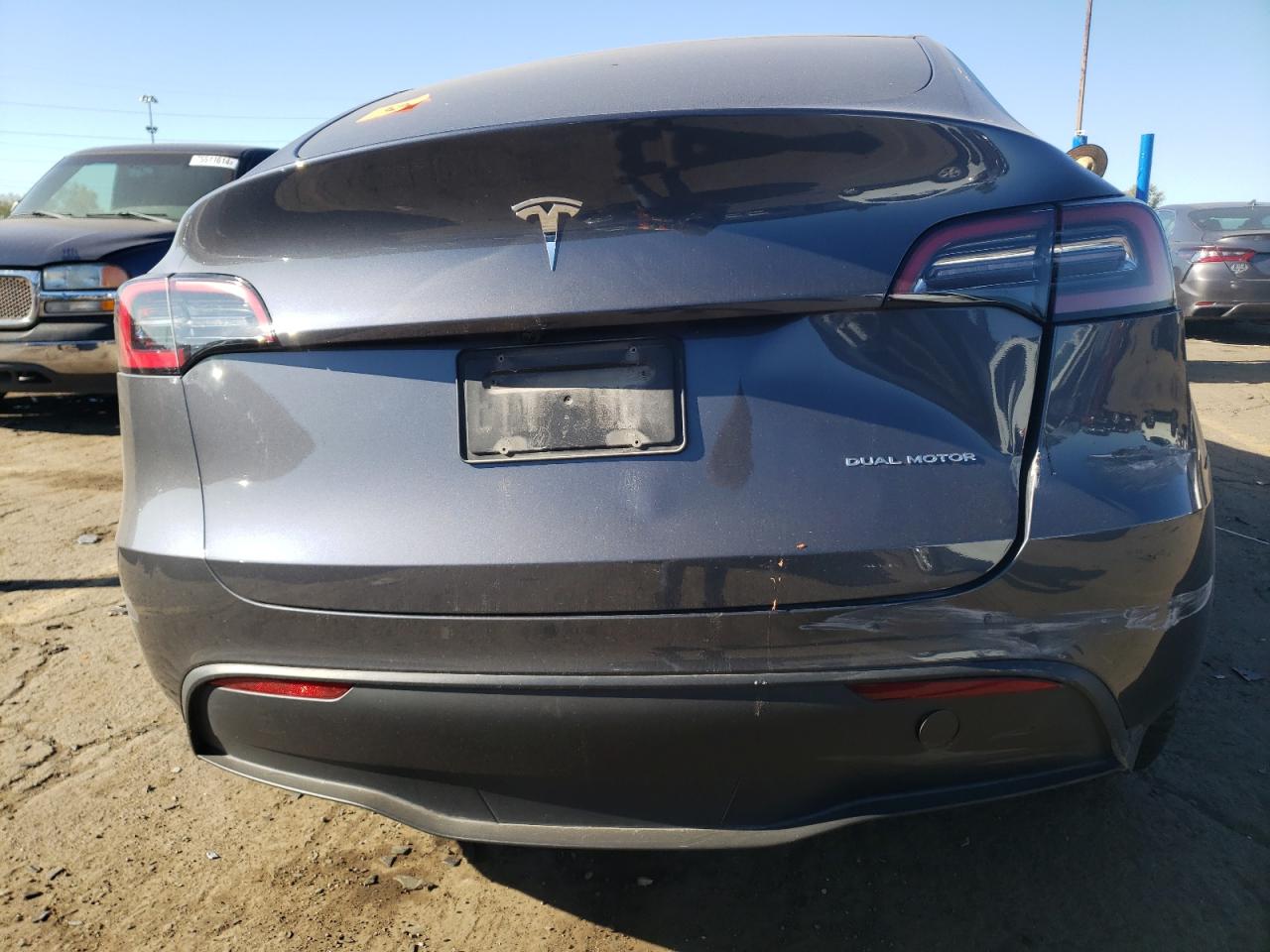 2023 TESLA MODEL Y  VIN:7SAYGDEE5PF811141